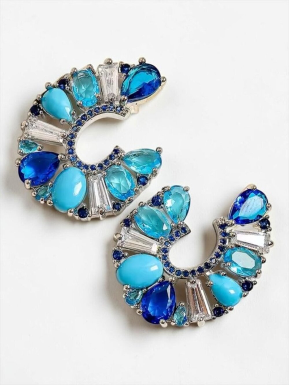 Tuckernuck Blue Crystal Statement Earrings Coastal Resort Glam NWOT